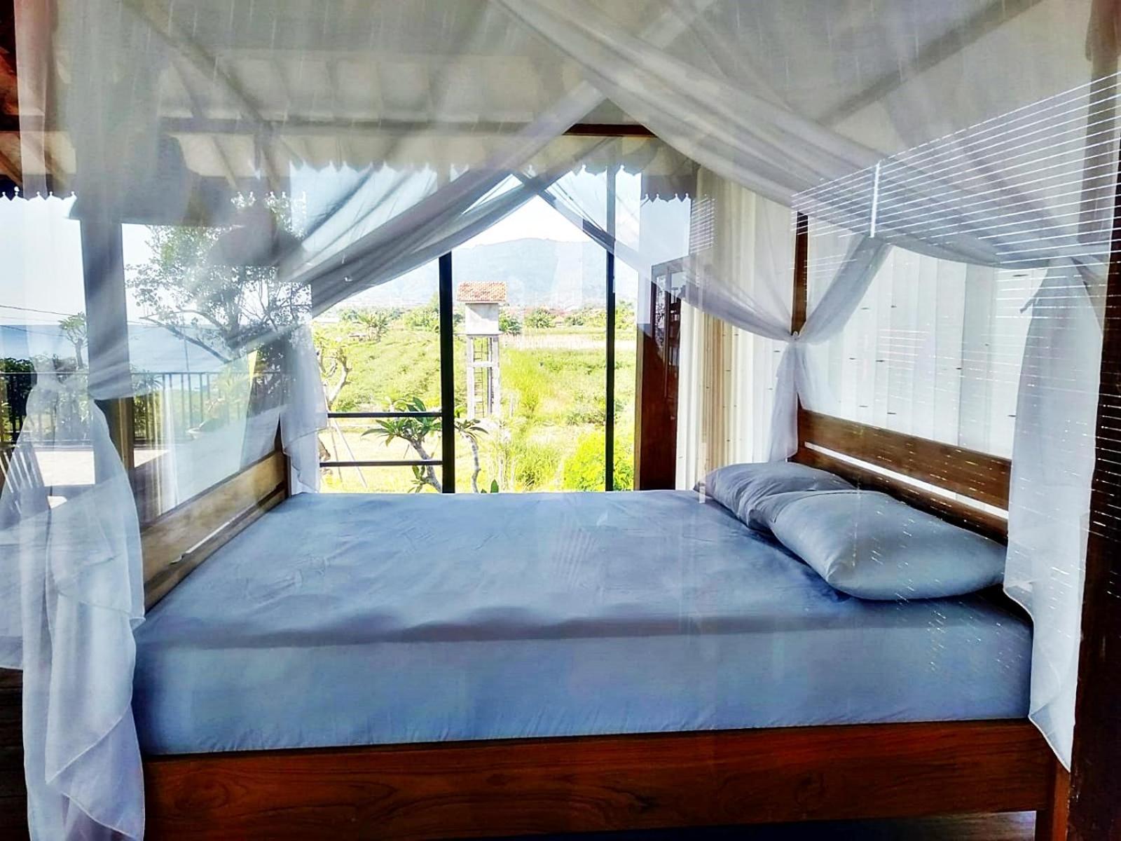 Apartment Joglo Apong Beachfront *