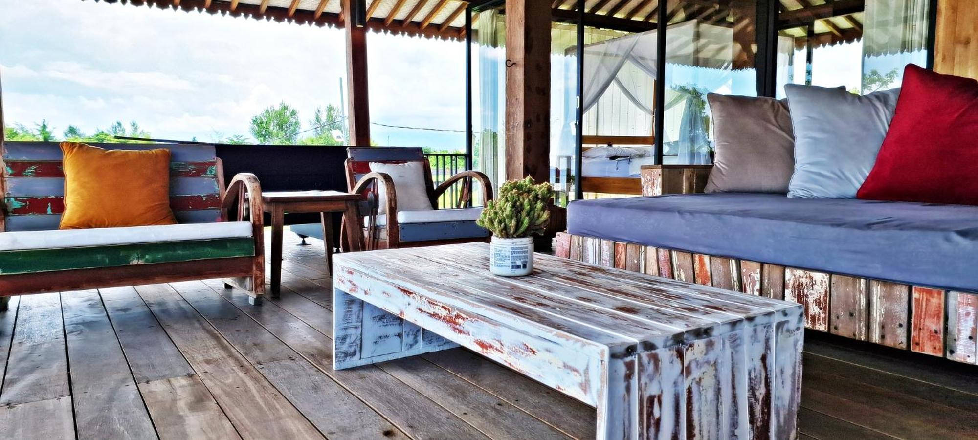 Apartment Joglo Apong Beachfront *