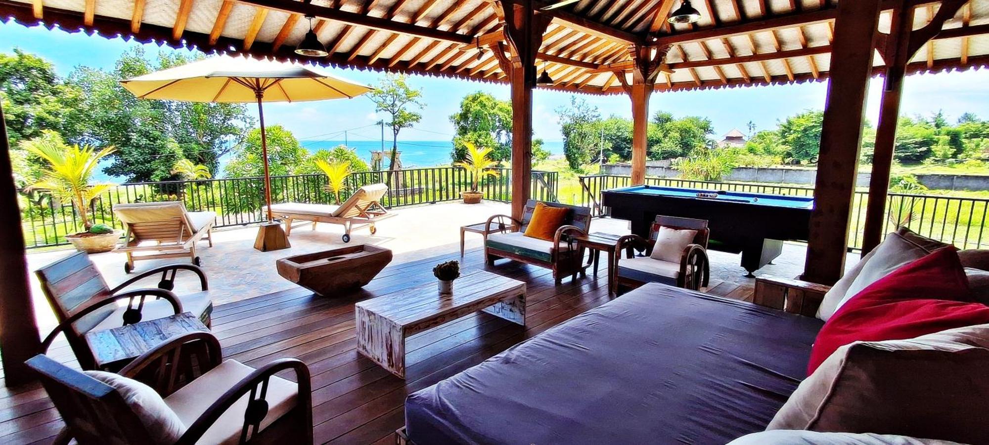 Apartment Joglo Apong Beachfront Tegallengah